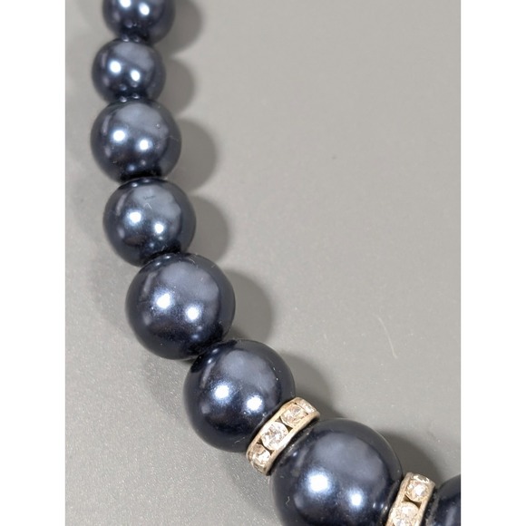 Elegant Gray Faux Pearl Rhinestone Graduated Bead Necklace Retro 20 in - Picture 8 of 9